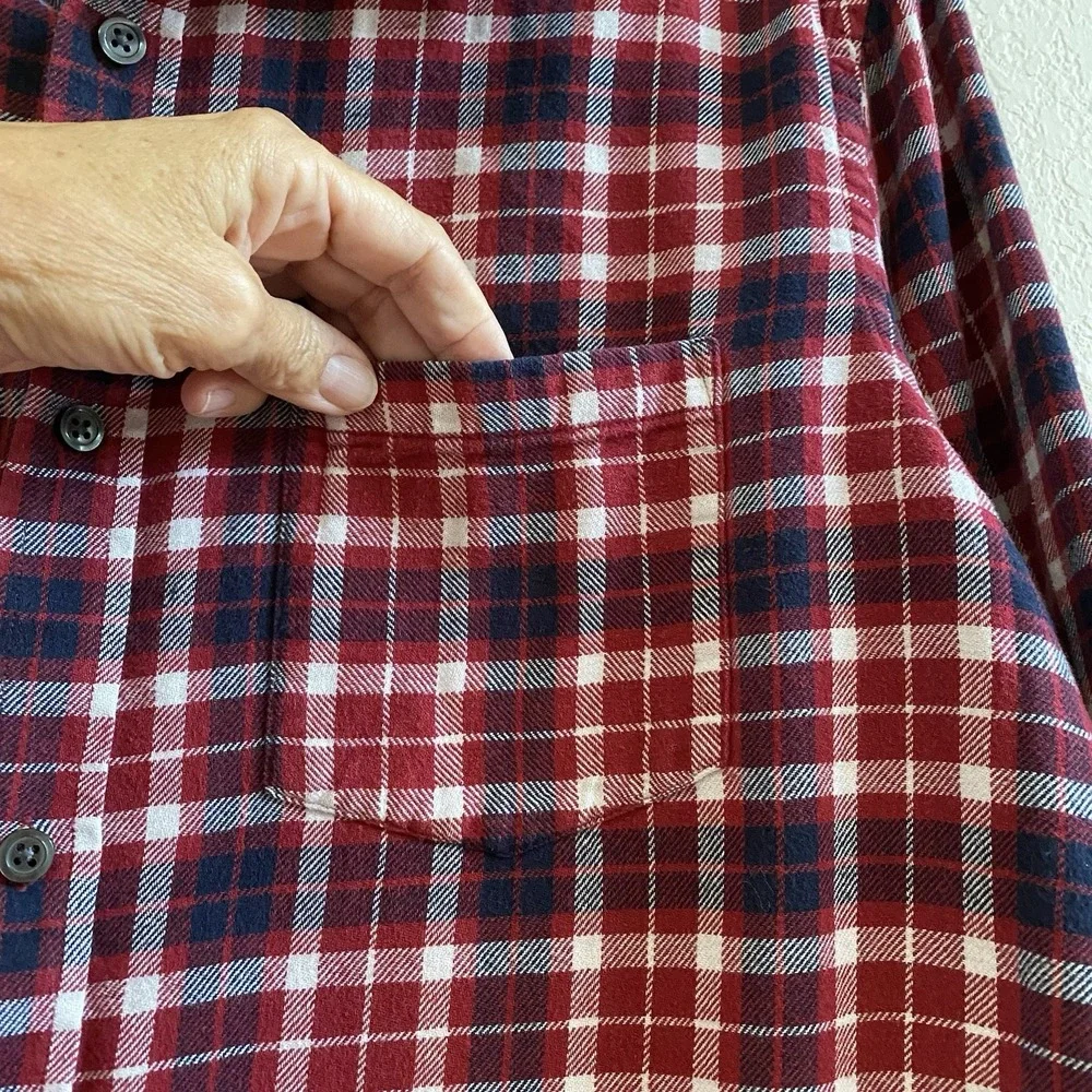 Banana Republic Mens Shirt Large Red Plaid Flannel Long Sleeve Button Up Cotton‎
